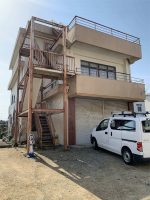 3階建‐鉄筋コンクリート■居宅・店舗・倉庫等、自由度のある建物です